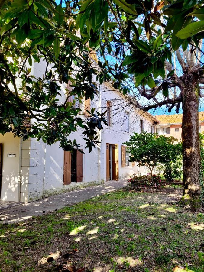 Maison Notre Dame Des Apotres Capbreton Exterior foto